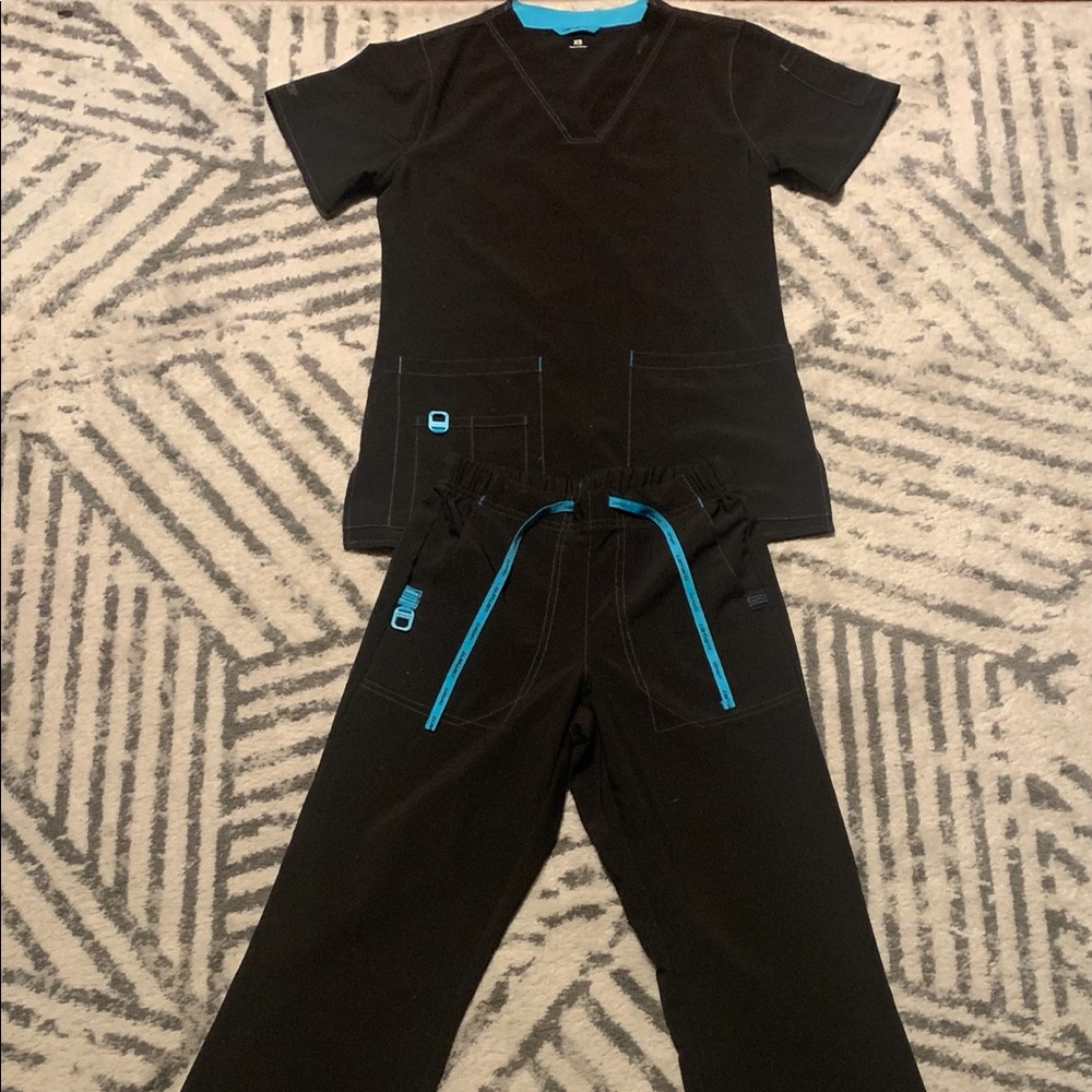 CARHARTT scrubs